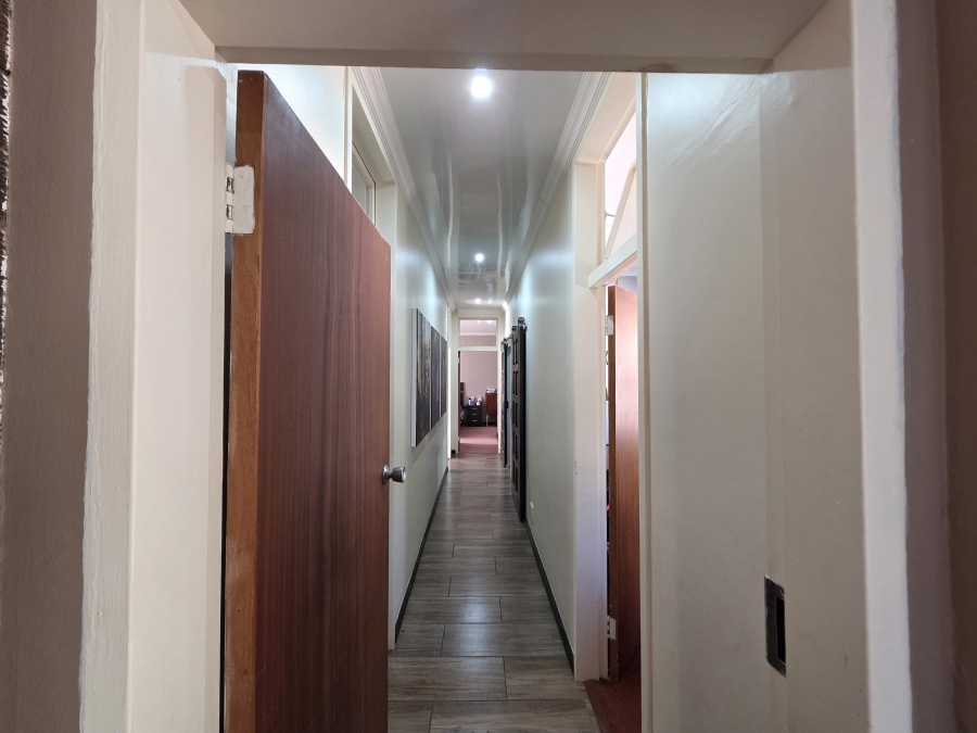 4 Bedroom Property for Sale in Jim Fouchepark Free State